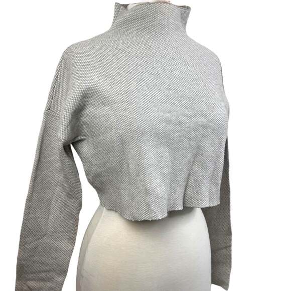 cynthia rowley mockneck cropped sweater- size m -grey - Picture 3 of 6
